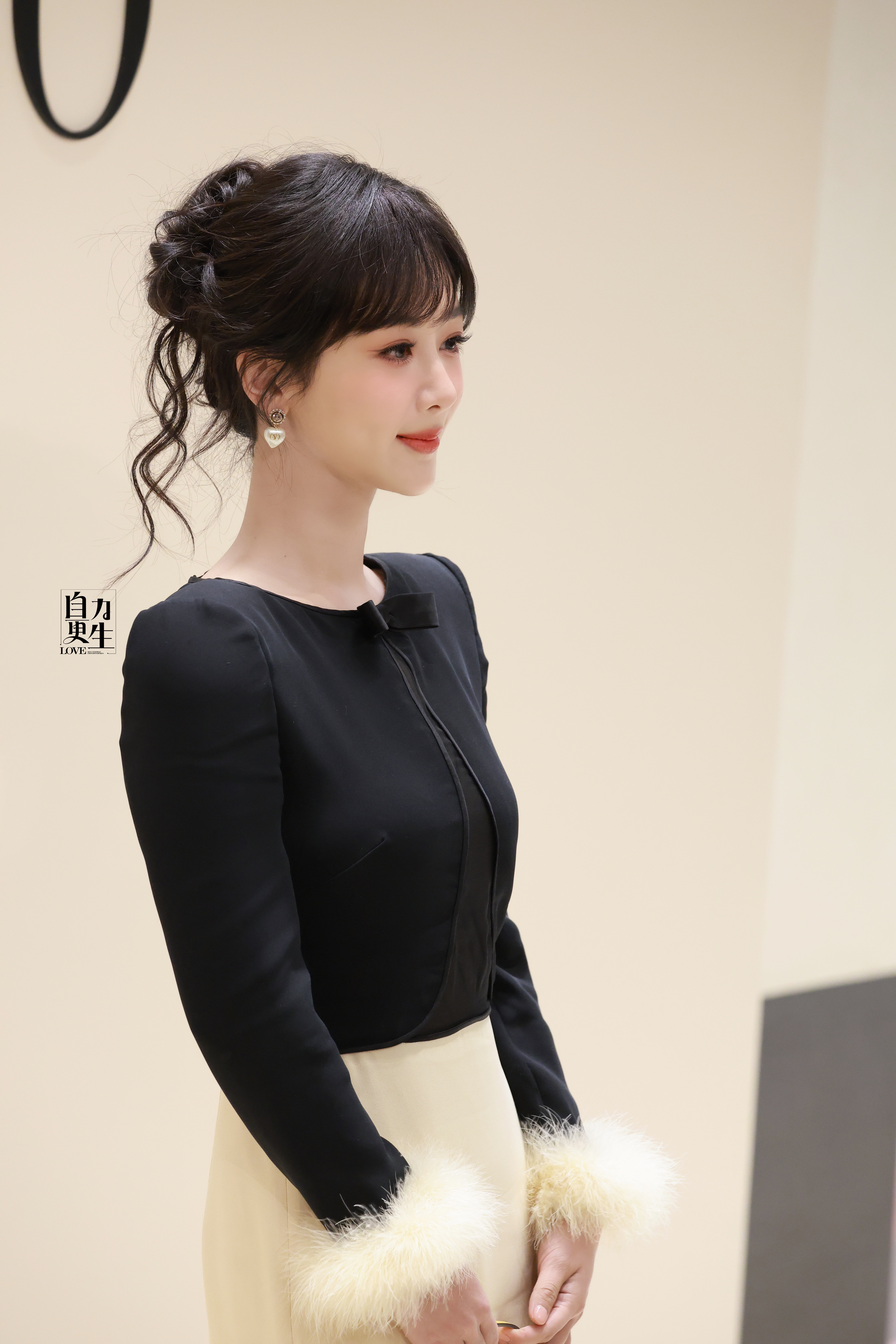 把贵气穿成呼吸一样简单既“贵”又“甜”外加一份洒脱今日我是华伦大小姐的兵