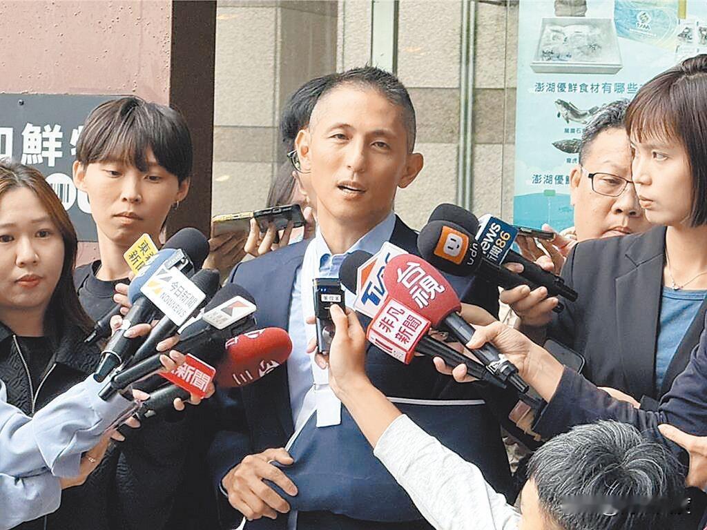 吴怡农还未提名就被周玉蔻坑了，左打蒋万安辉达落地不是政绩！右打民进党内异议：若这