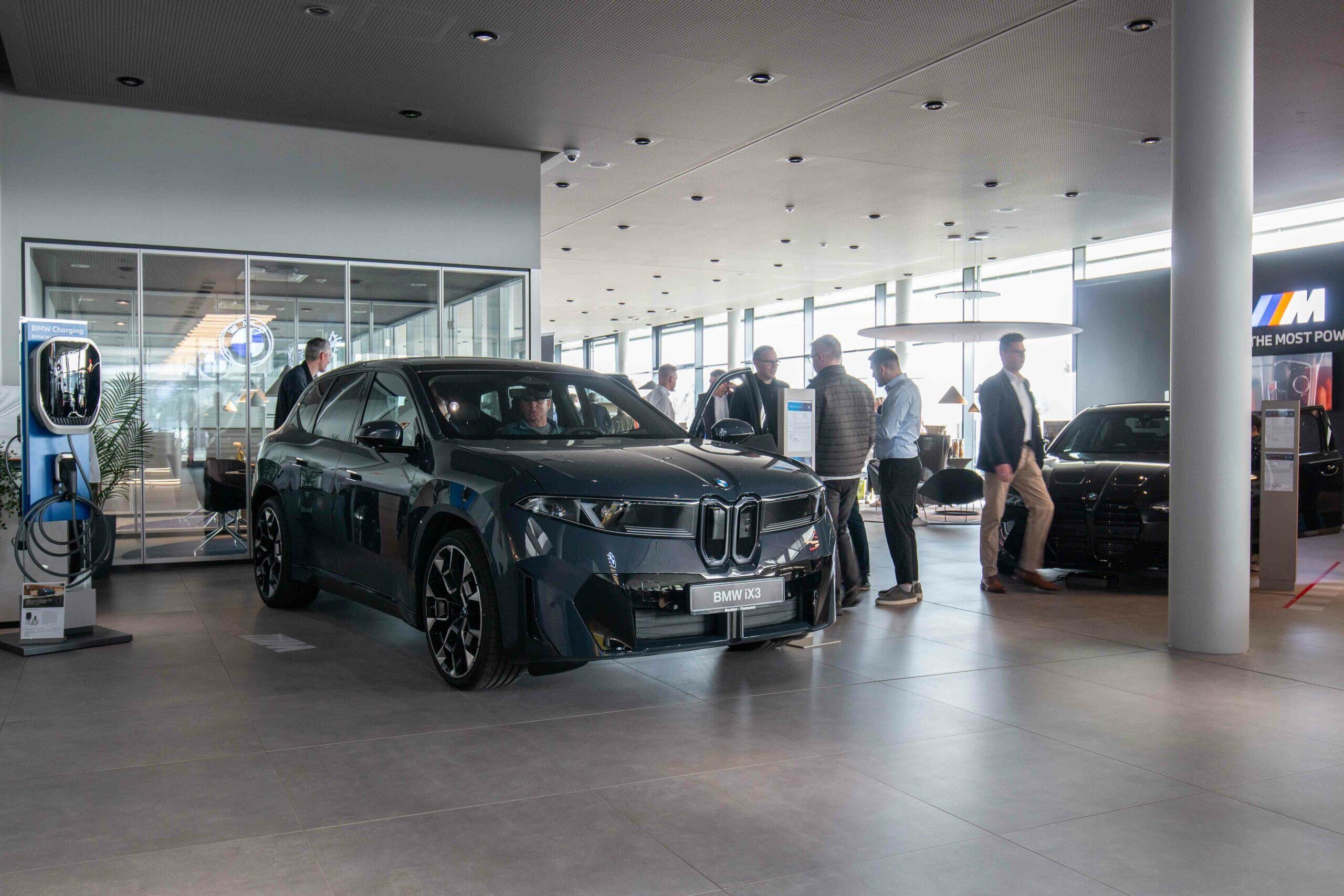 iX3欧洲爆火，但真能稳赢吗？这两天刷到宝马iX3在欧洲交付的消息，说实话，