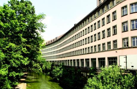 一、先说最实在的：2026年考中国医科大学到底要多少分？直接给你一个参考线。