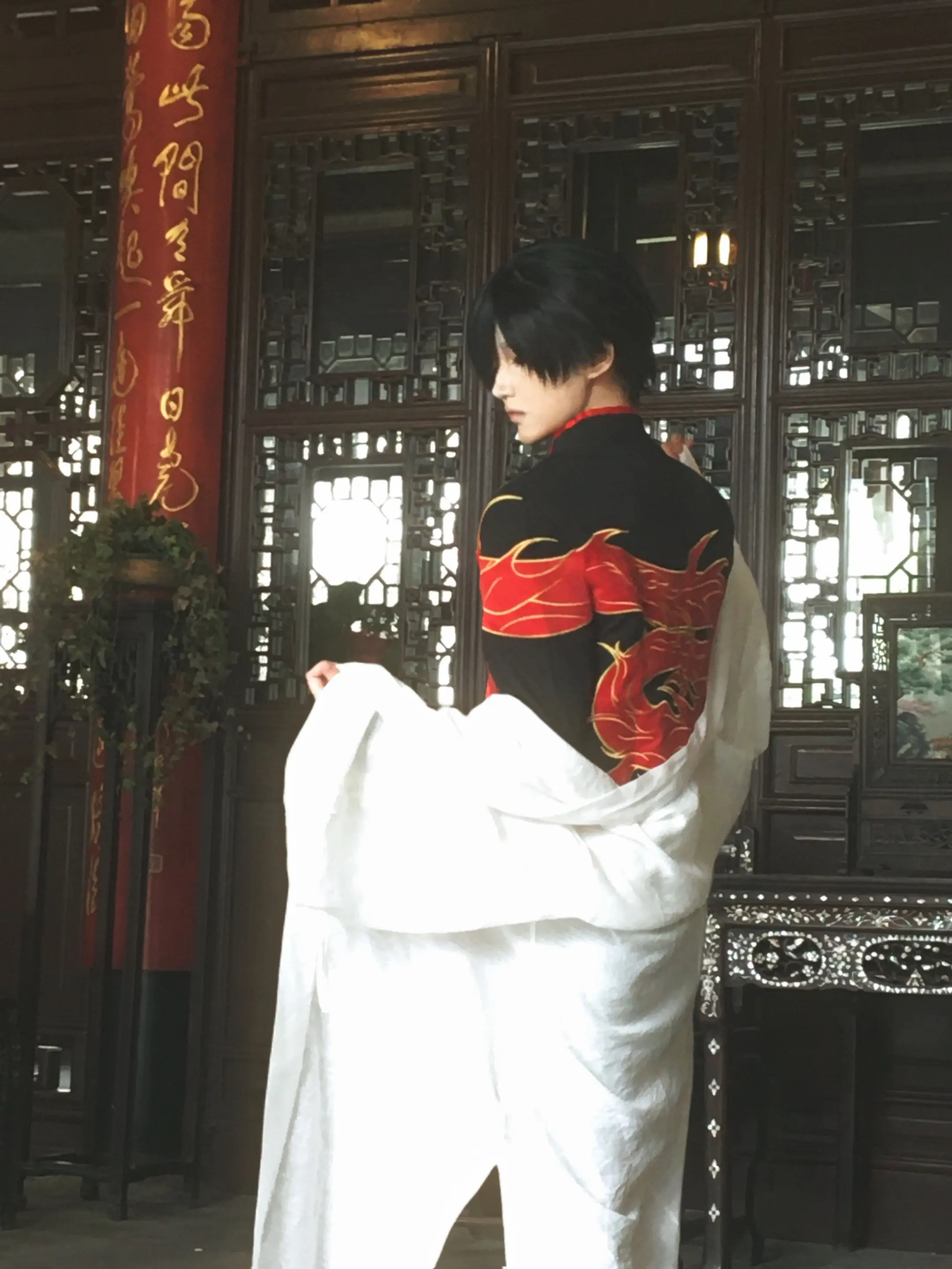 古董如此 人亦如此。   摄影