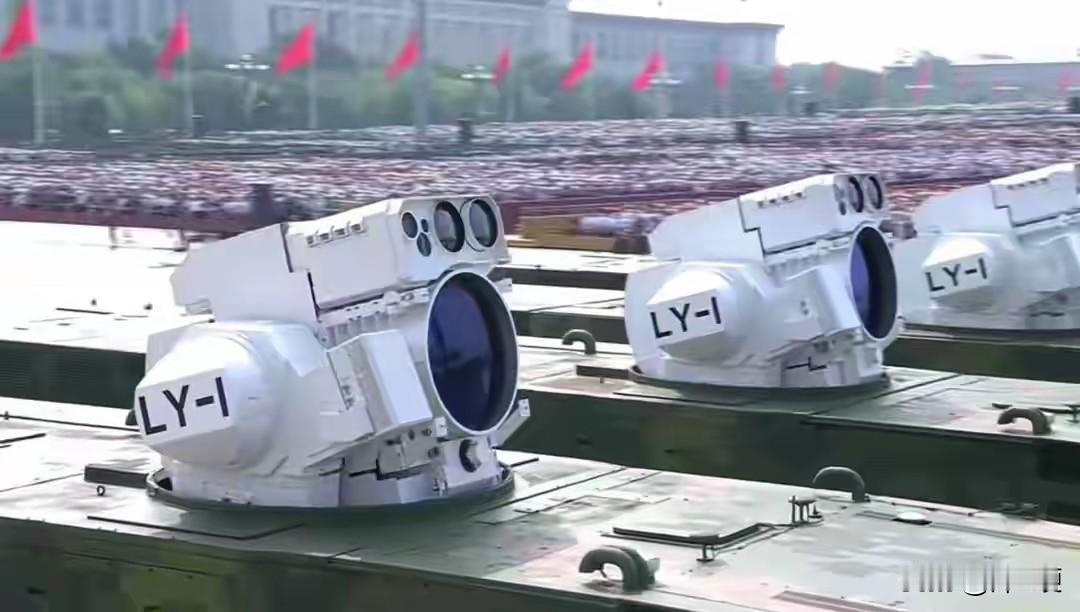 现在唯一落后的武器装备，就剩星链了。虽然星链在乌克兰的表现似乎也没太大作用，但是