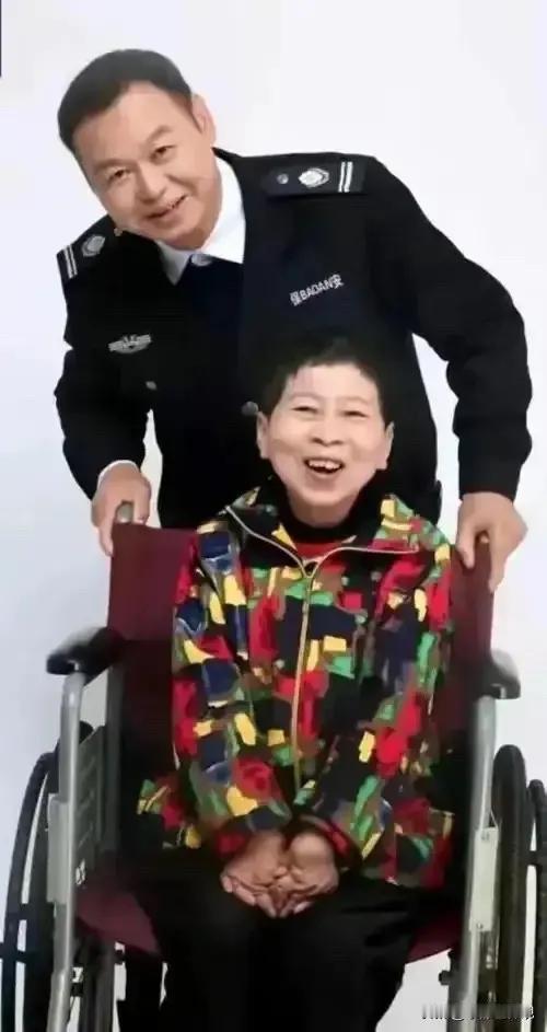 1988年，21岁女孩为救老板身中9刀，不幸瘫痪，所有人都说：“她这辈子算是毁了