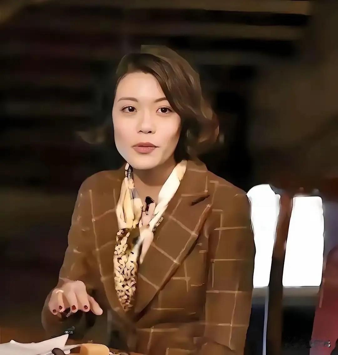 复旦大学陈果说：“男人最大的坏，不是杀人放火，而是他明明知道自己的妻子很顾家，很
