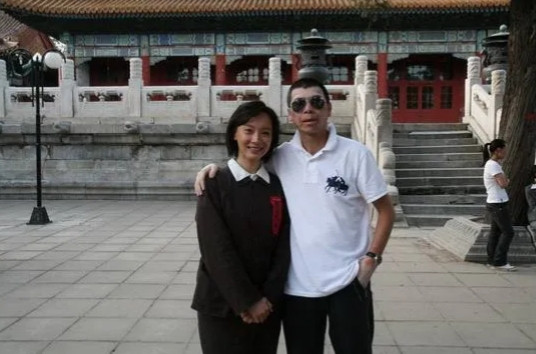 那年，冯小刚斥资拍摄《集结号》，花了大价钱让陈数出演女主角，但电影刚拍5天，冯小