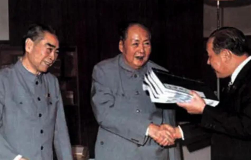 震惊！日本带着赔款上门，中国直接免掉了日本的赔款！这件事情发生在1972年，