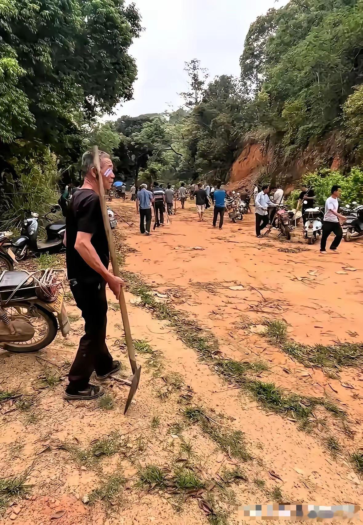 惊呆了！四川雅安抓到间谍了！雅安这座城市，地处成都平原和川西高原交界处，比较偏远