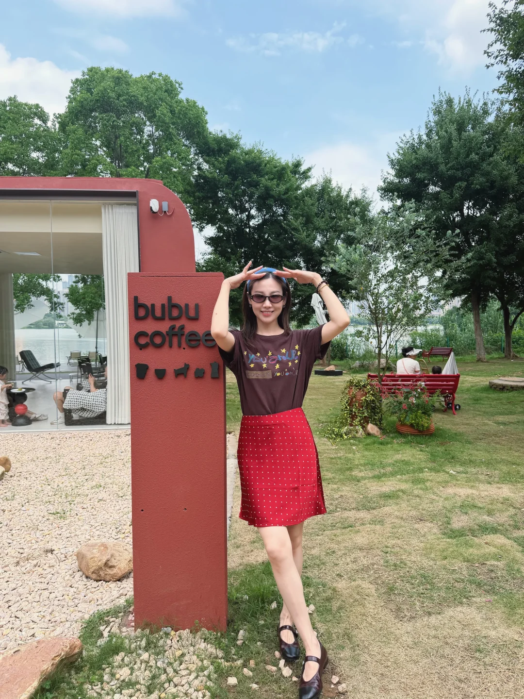 不得不说红色真的好出片❤️