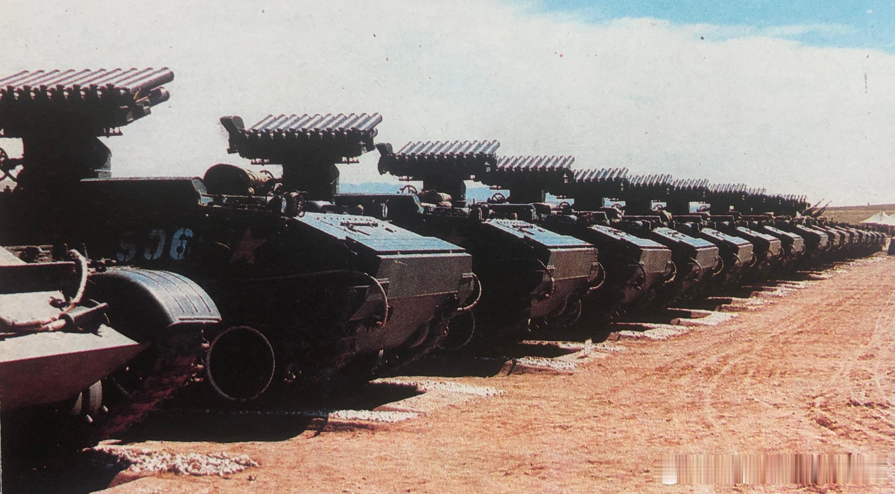 1970年式19管130毫米自行火箭炮，1971年6月装备，1973年10月改进