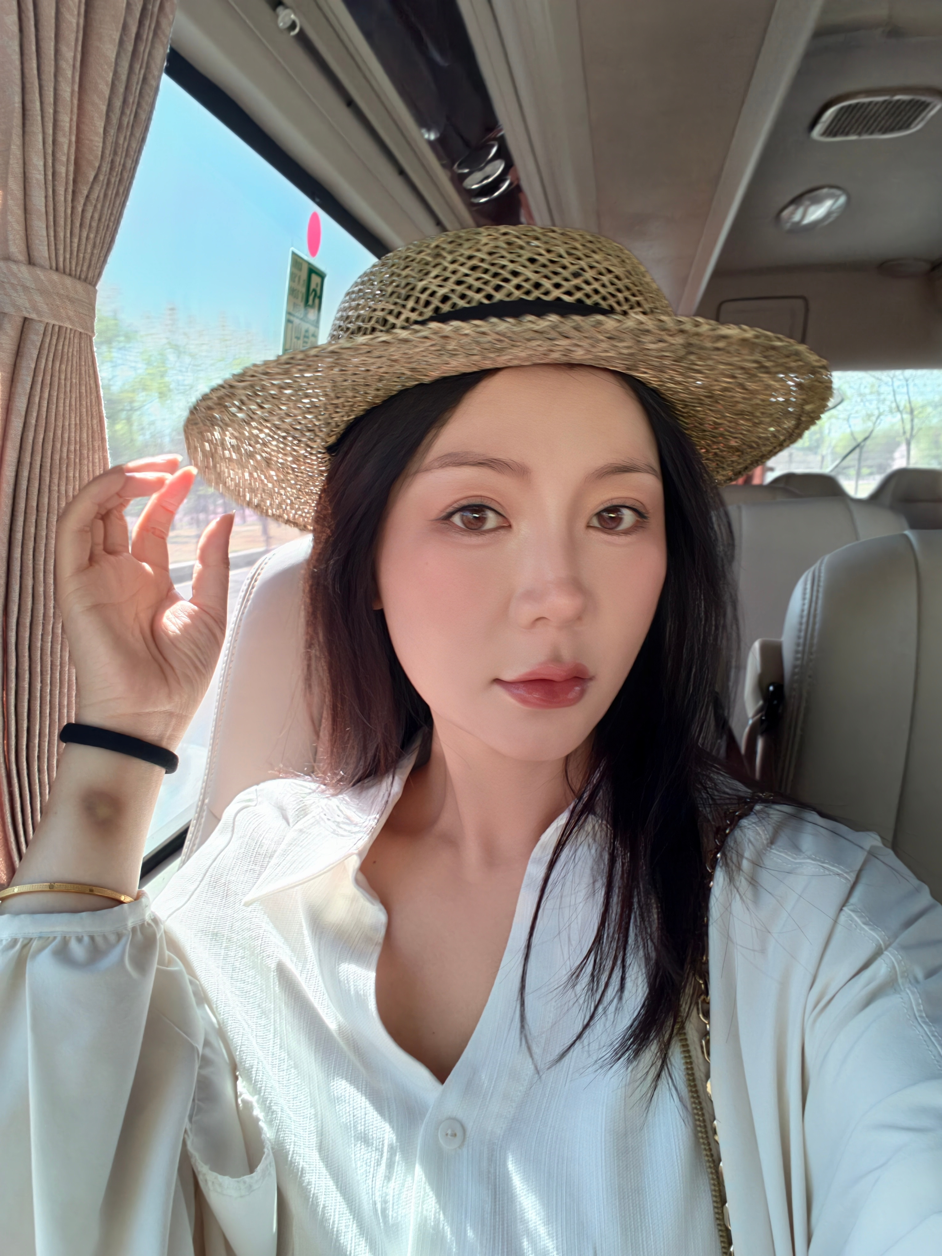 今天原相机直拍这皮肤状态还可以吧？