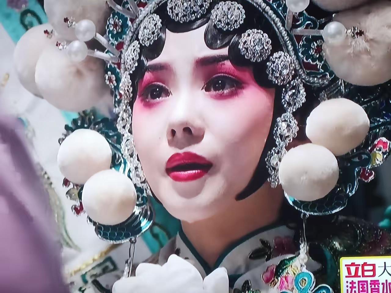 《主角》大结局，忆秦娥终于走出阴霾，重返舞台，是编剧对观众的最大慰藉！现在回过