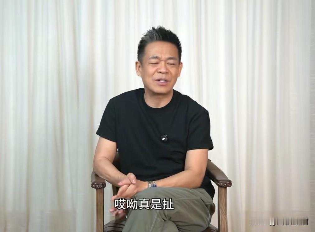 歌手孙浩的人情世故，体现的淋漓尽致。张嘉译曾经对孙浩说，“你没歌唱，跟我演戏