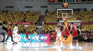 太激烈了，王少杰遭驱逐，广东两员大将受伤，杜峰投诉迪亚洛，山西输球又输人。下面动