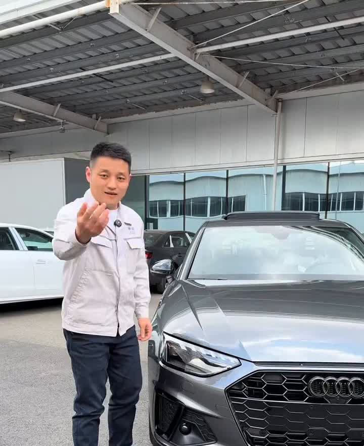 来看这奥迪，号称灯厂撞坏一个灯能买一台a级车，那么它到底贵在哪里？·第一、自