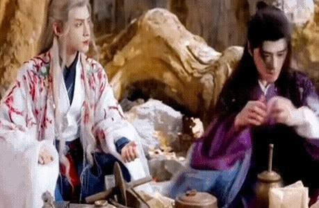 《水龙吟》大结局预告一放，唐俪辞和柳眼的争执直接戳中观众G点！唐俪辞想拿自己带特