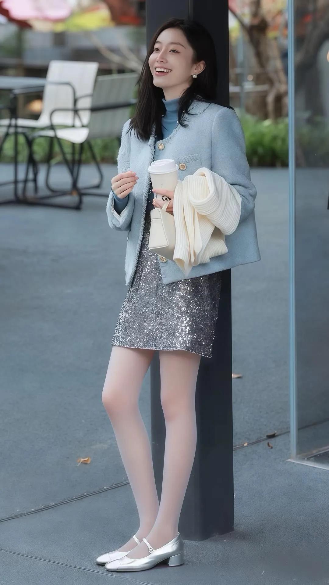 职场精英女人怎样穿搭，更显气质职场女性丝袜高跟穿搭风格分享分享高跟鞋的穿搭技