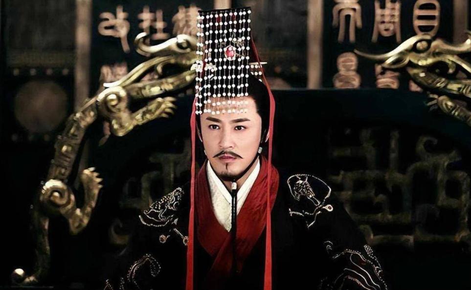 李广被匈奴活捉，卫青去救一战成名，他死后却几乎被汉武帝灭全族被誉为“大汉双壁”