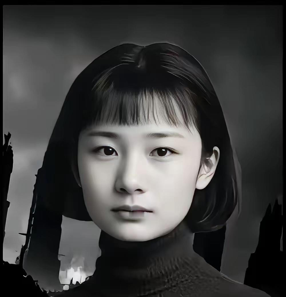 黄埔第一届女军官，广州起义时她被剥光衣服遭受了灭绝人性的肢解。这位烈士名叫游曦