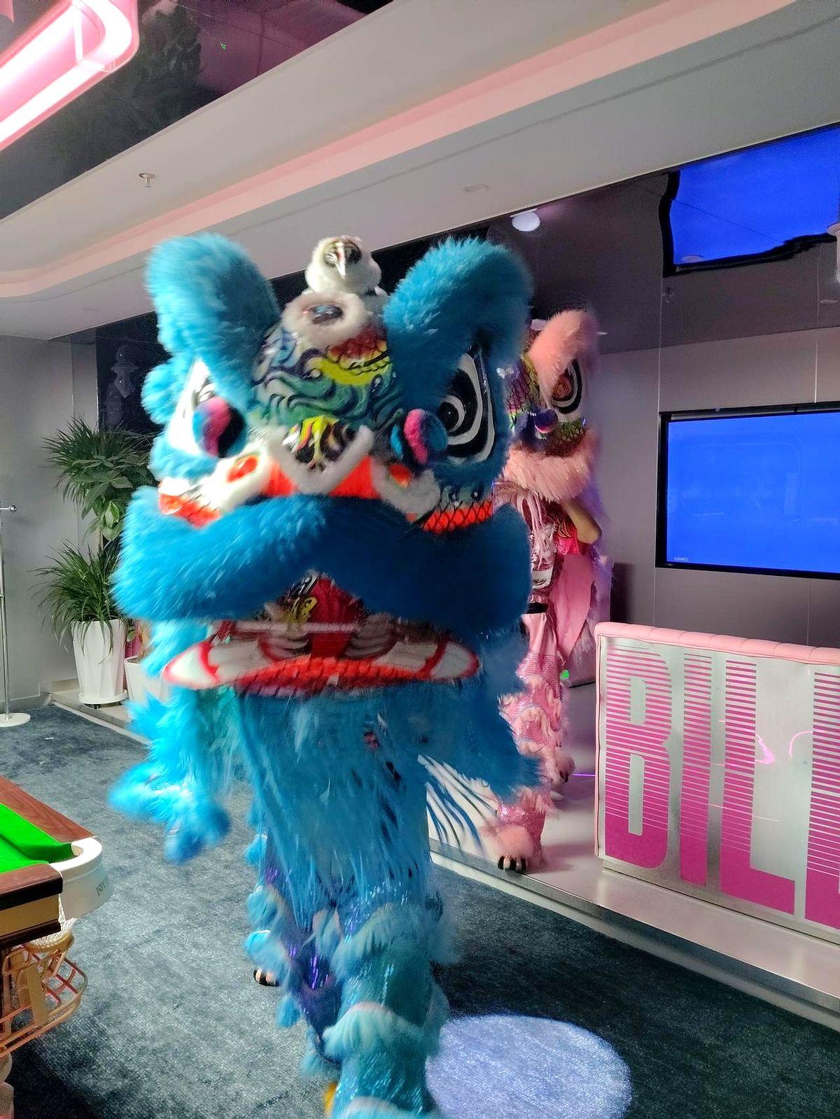 兰州这波体育热潮，来得太巧了。咱兰州22岁的小伙吴宜泽，刚在英国拿下斯诺克世