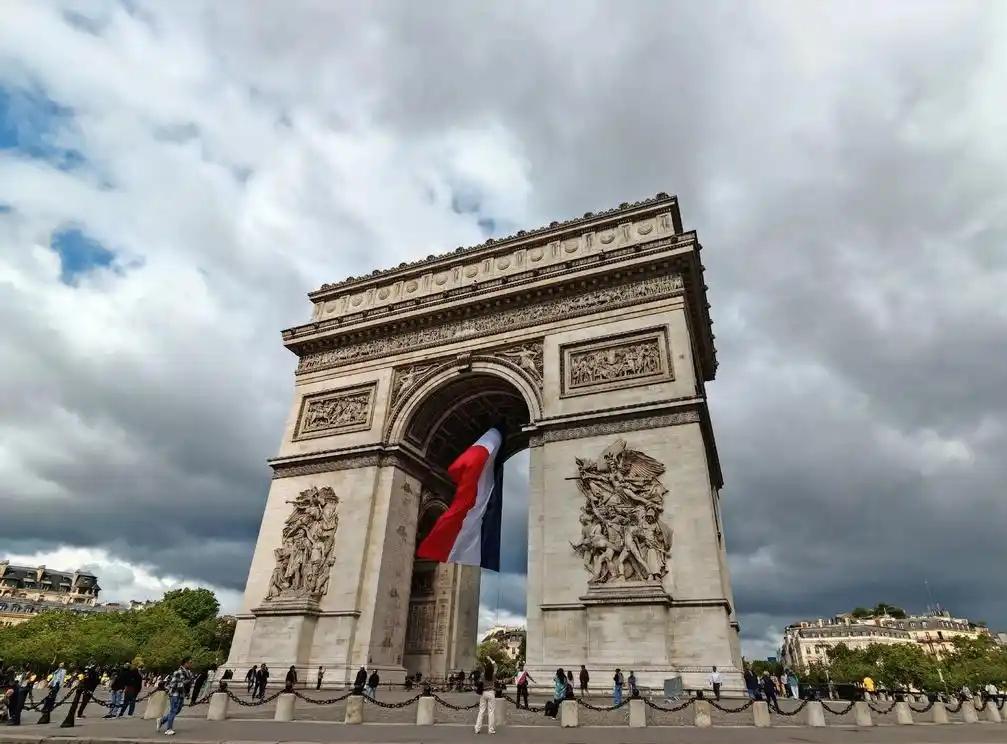 法国为何能成为联合国五常之一?法国40天投降还能进五常？真不是关系户，全靠这3