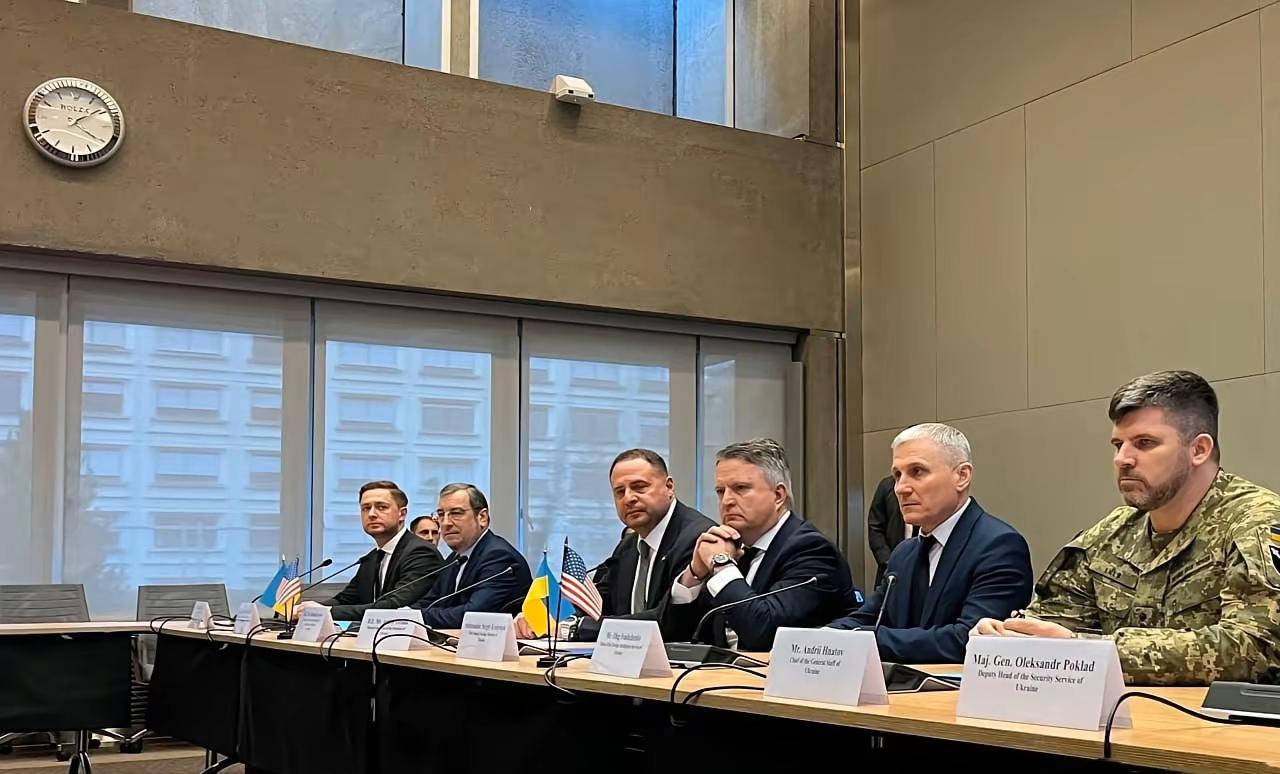 “28点新计划”泡汤了，泽连斯基感谢美国，感谢特朗普！23日在日内瓦举行的谈判