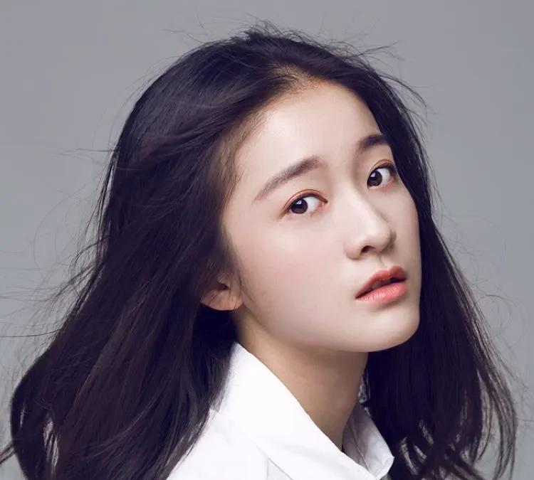 一碗胡辣汤毁掉张雪迎7年演艺生涯当年张雪迎可是95花里的尖子生——童星出身，6
