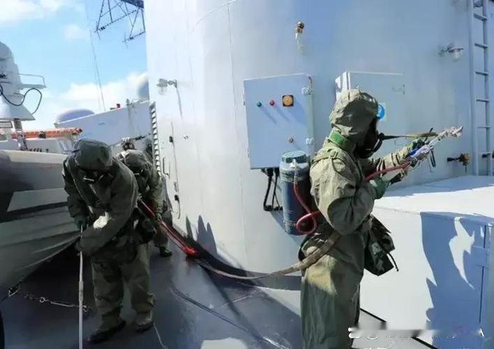 缴获中国反坦克导弹！没干翻VT4？背后猫腻藏不住。中国与柬埔寨的军事合作向