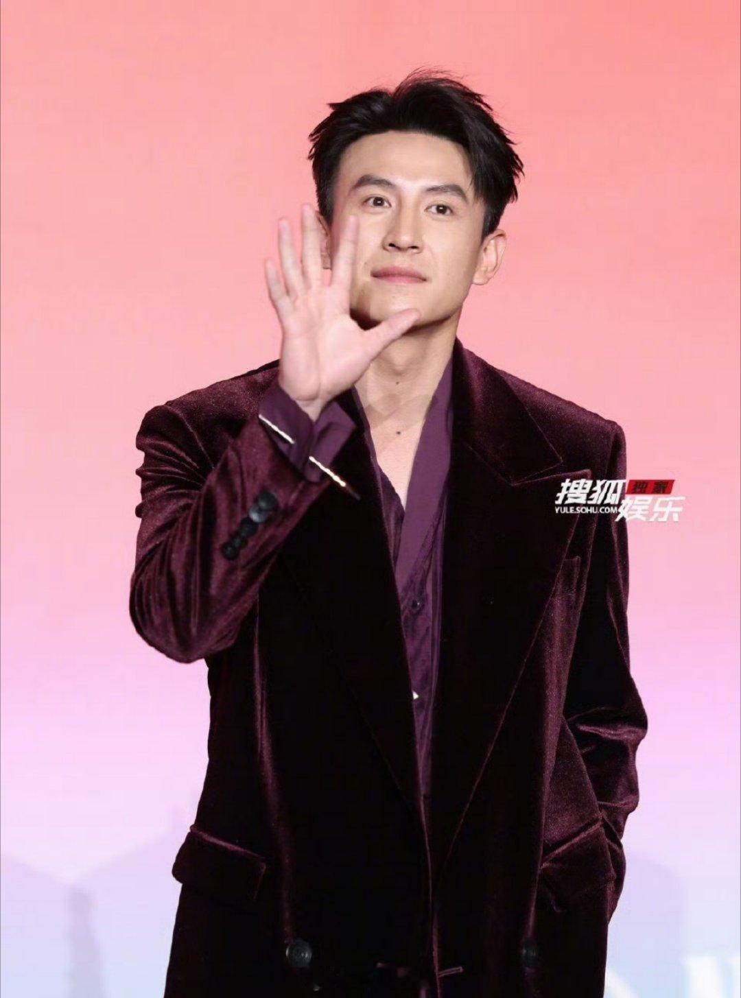 红果短剧年度大赏上的短剧男顶流生图汇总来了，单纯从生图来看的话，谁的颜值最有机会