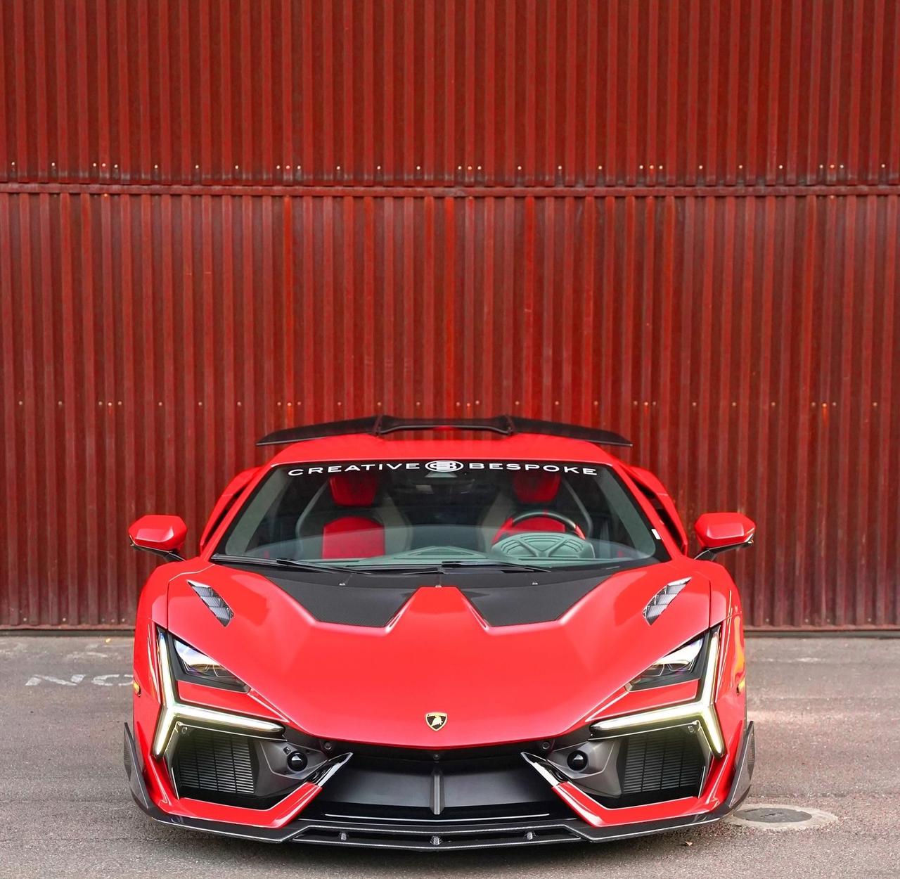 兰博基尼Revuelto改装版：千匹混动狂牛的定制狂欢核心配置动力上，搭载6.