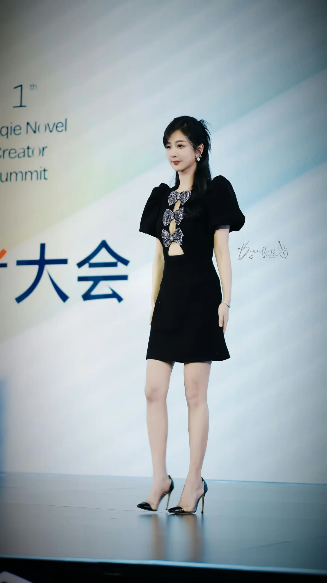 [美女二季度概况＆绝美图片18张-杨紫]
