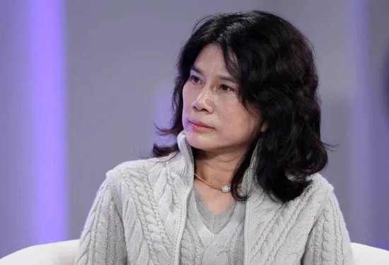 卸任格力电子要职, 70多岁董明珠再“放权”