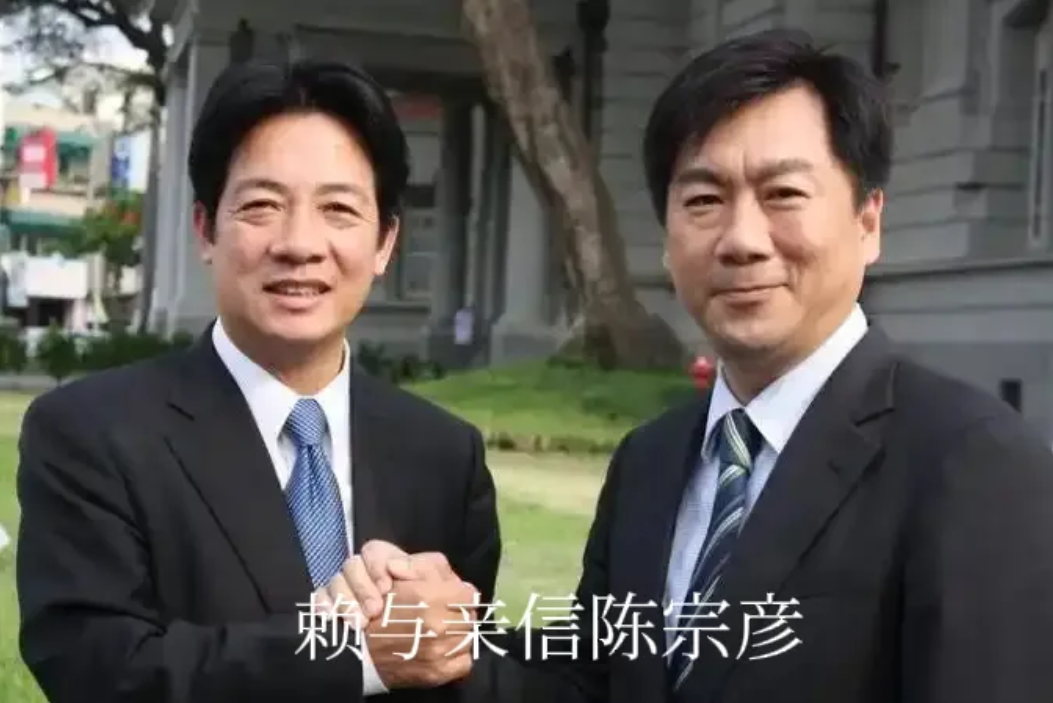 民进党团总召70岁高龄的柯建铭柯总召终于被自己人炮轰了。海峡导报:台
