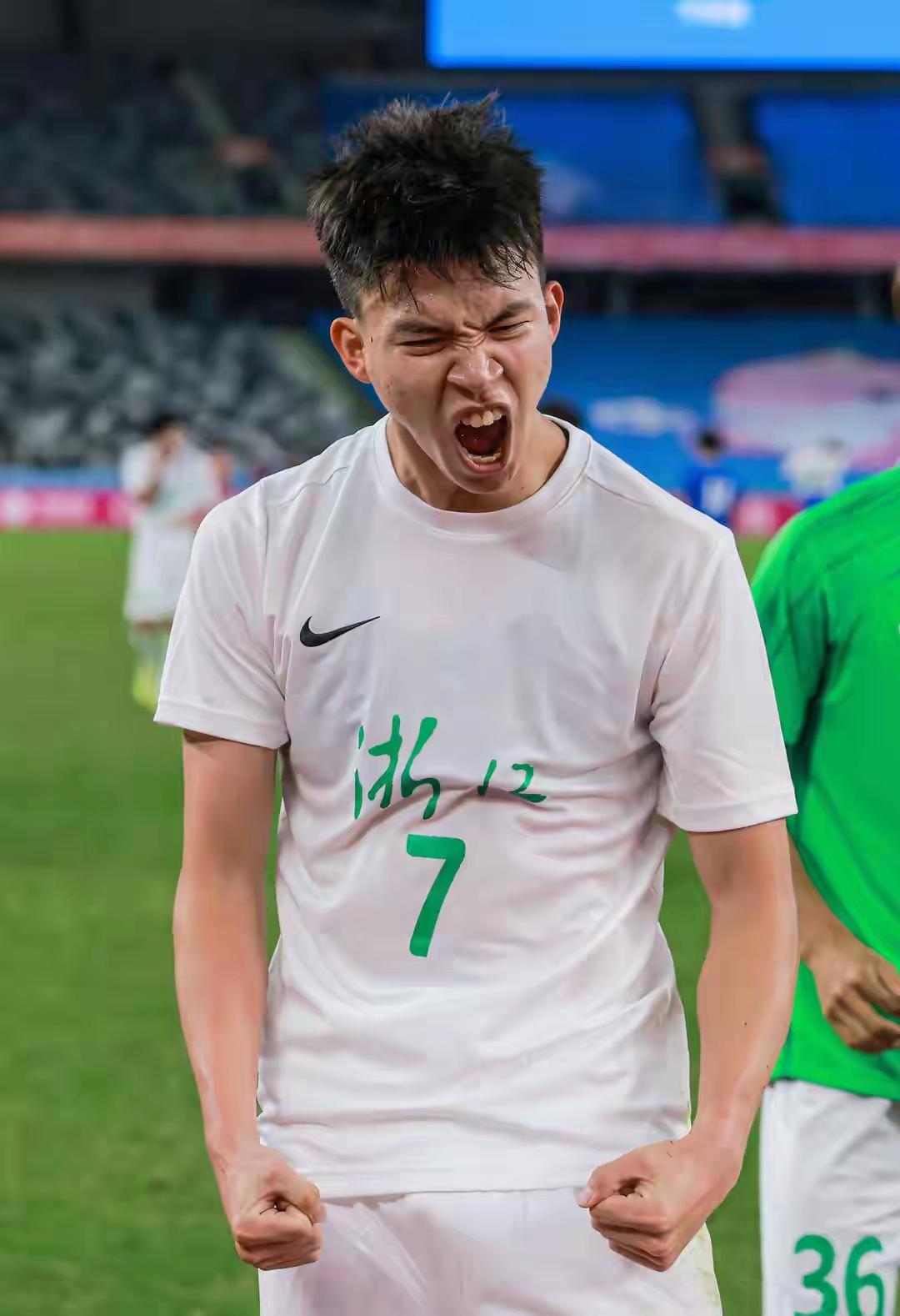 浙江U20全运会遭淘汰，对王玉栋也许是好事，大大小小什么赛事都参加，身体到极限很