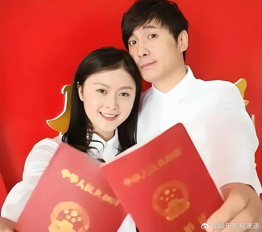 沈腾的老婆王琦，现在后槽牙都要咬碎了。​她为了“沈马CP”忍气吞声了大半辈子，​
