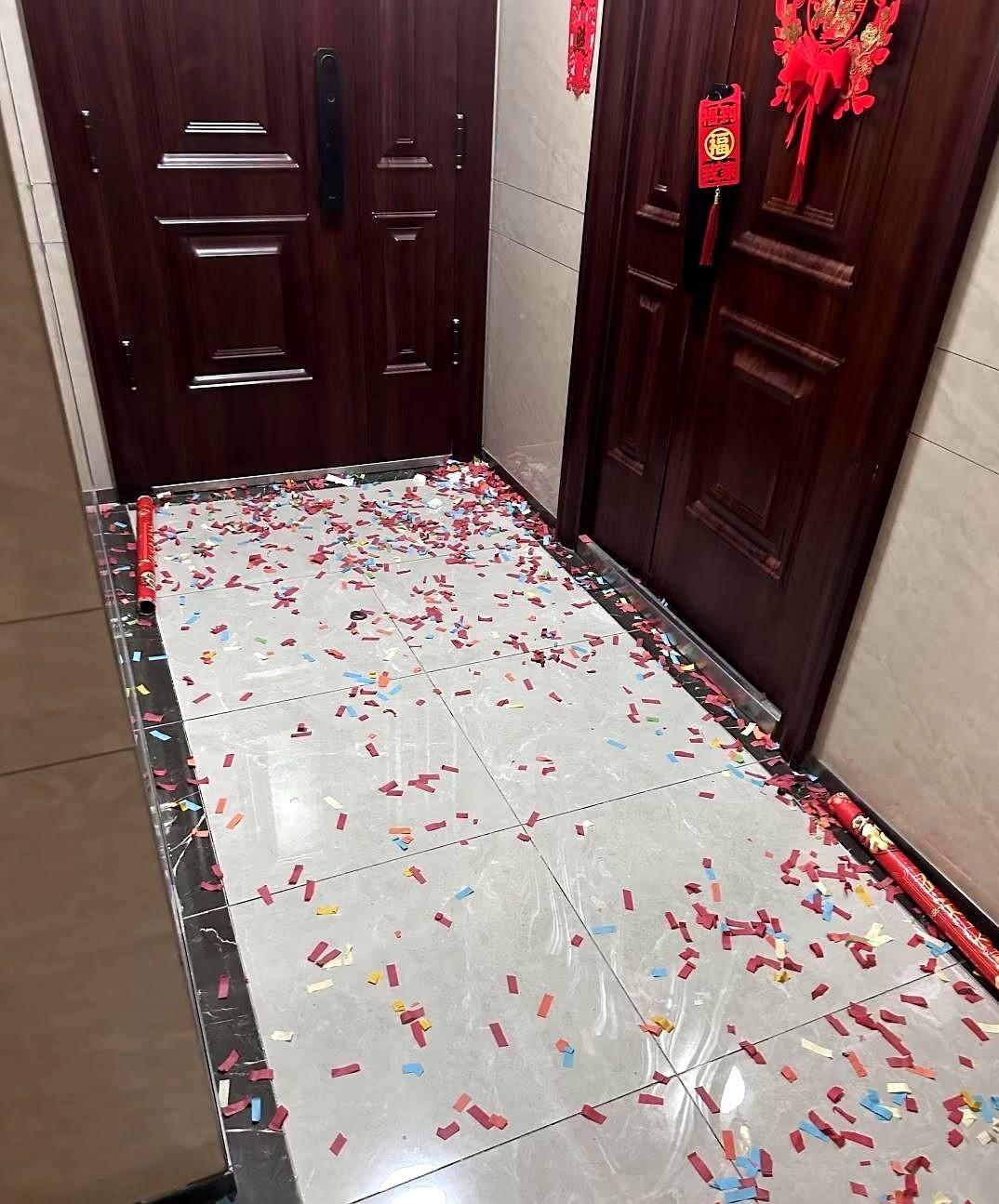 真是气死了！！！以后跟这邻居该怎么办我家还有几个月大的小孩，邻居乔迁之喜大声