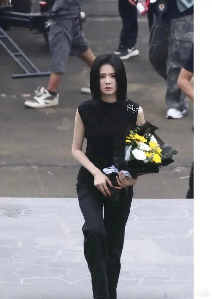 啊，白鹿这是假发还是真发啊？？？