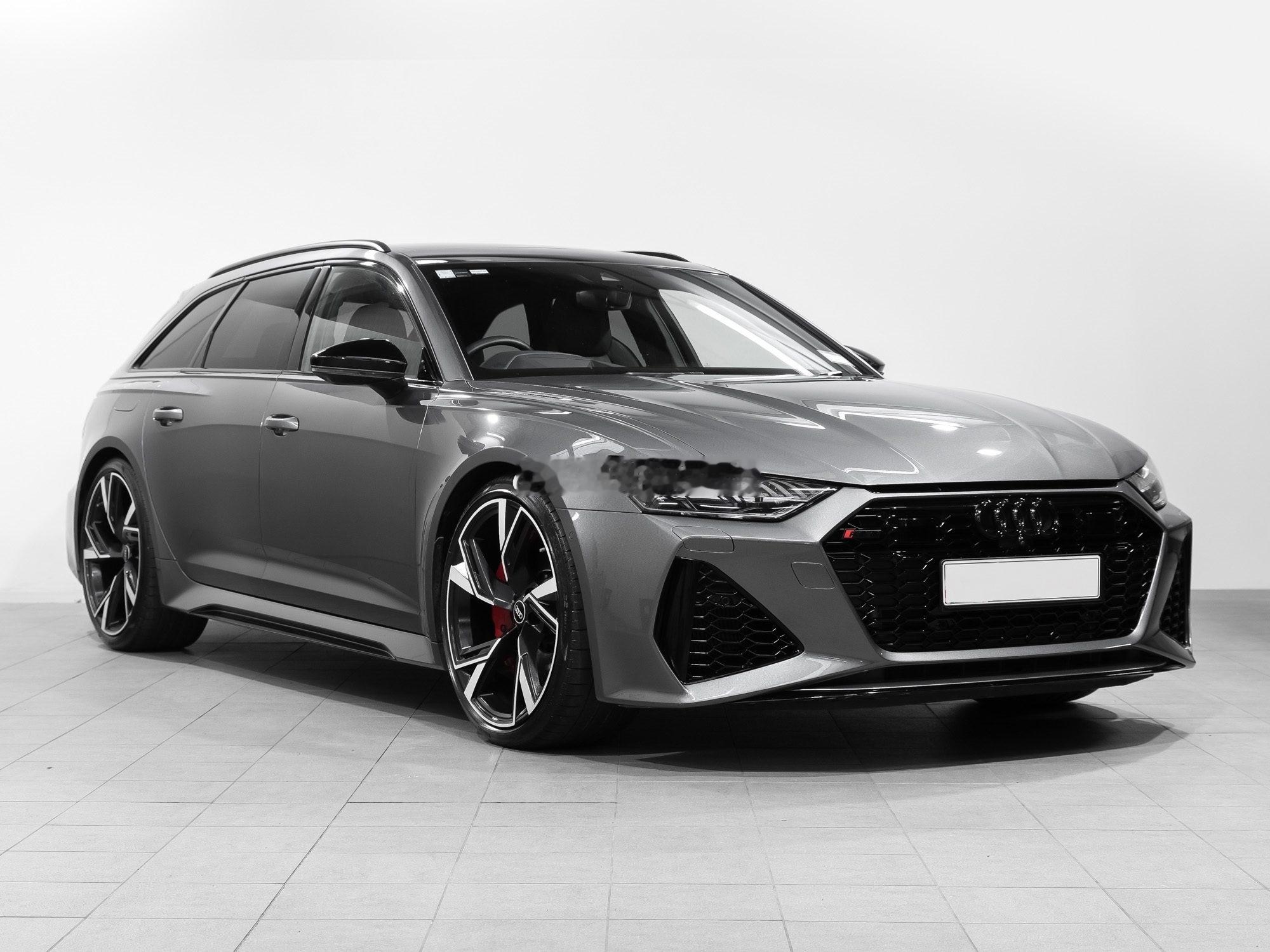 奥迪RS6，这是2022年在新西兰上的牌，4.0V8输出591马力，800牛米，