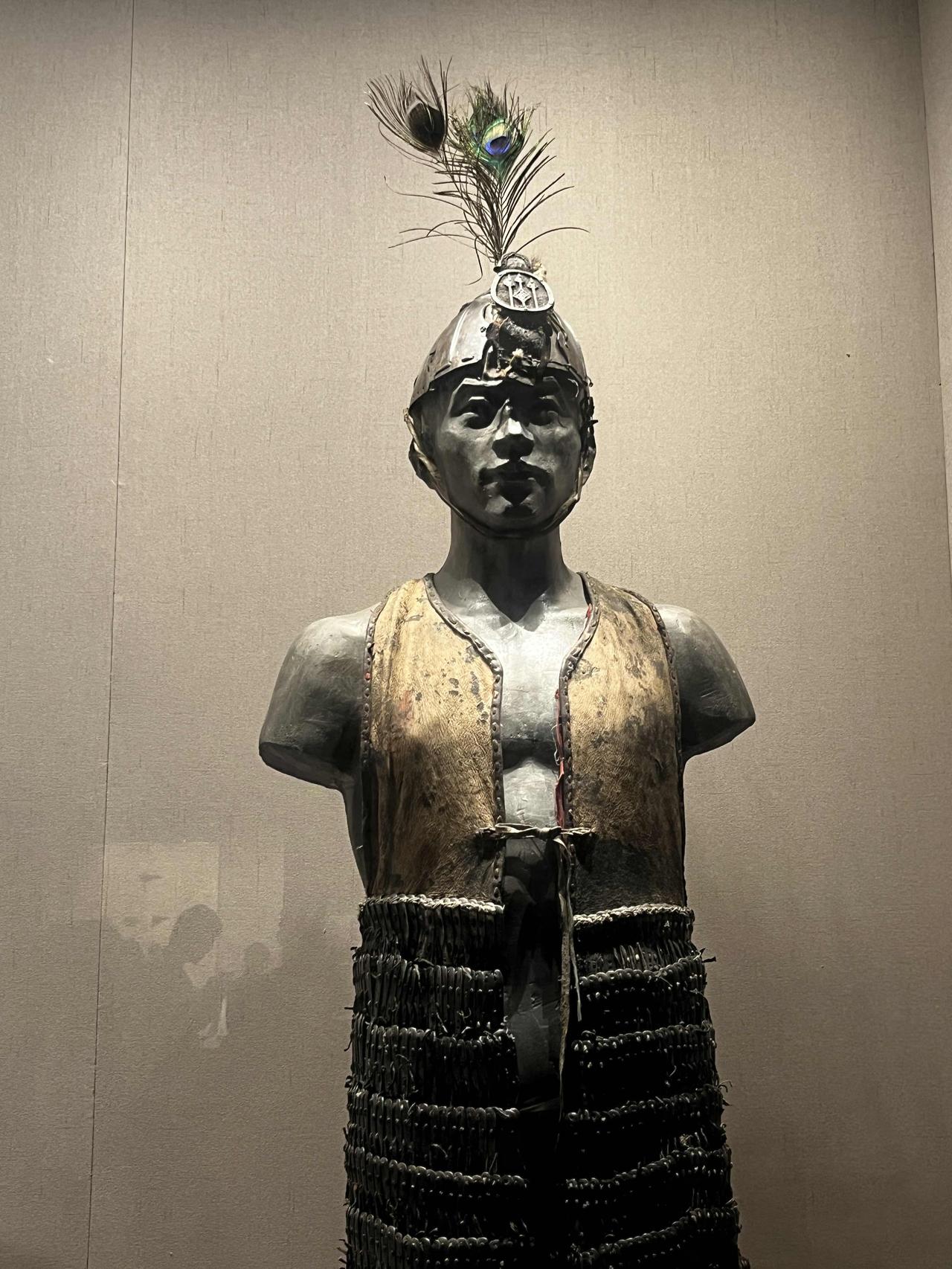 逛了十几家博物馆，我只记住了兵马俑的人多和徐州“魏晨”！说出来不怕大家笑，我