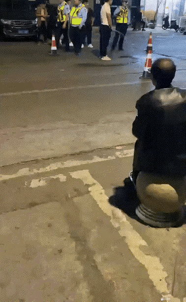 减完配重再跑是个高手[赞]