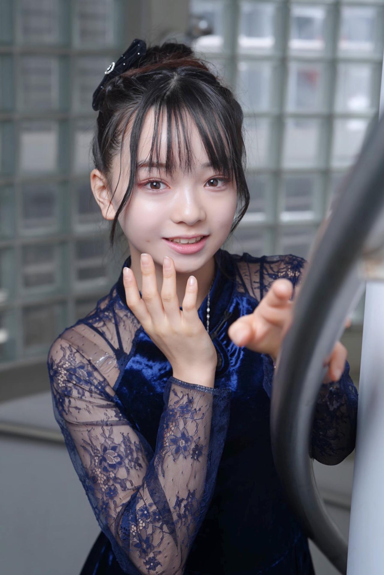 复古发饰点缀，美不胜收！