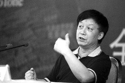 易中天：“研究了60年《三国》，我得出一个结论，宰相不一定发于州郡，将军不一