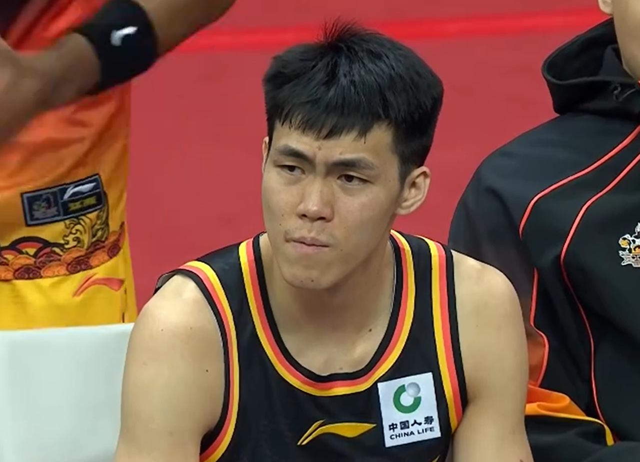 庞峥麟意外受伤，无缘与山西队的比赛！刚刷到江苏队的官方消息，心里瞬间拔凉拔凉的