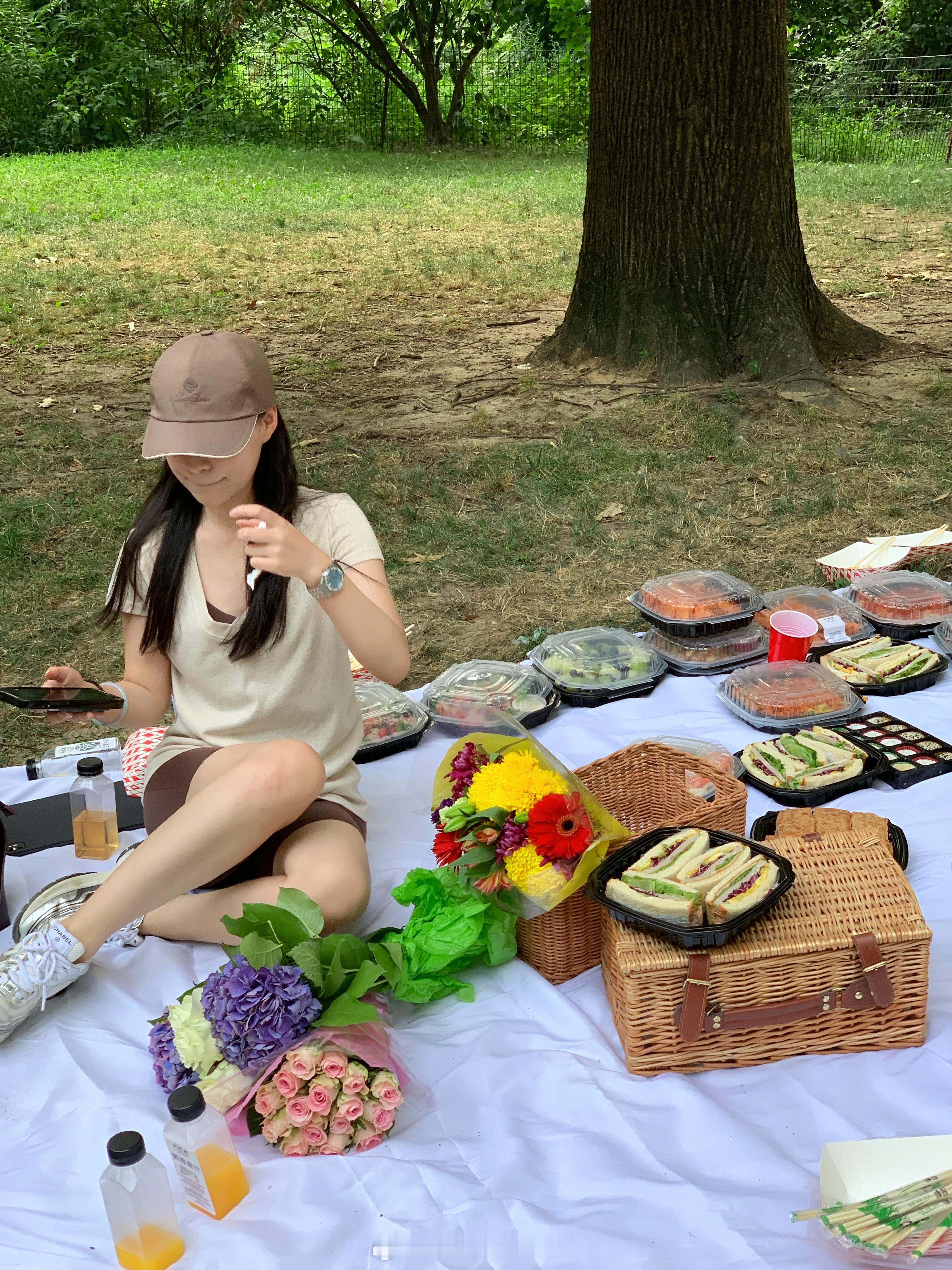 夏天的野餐🧺认识新朋友好开心​​​