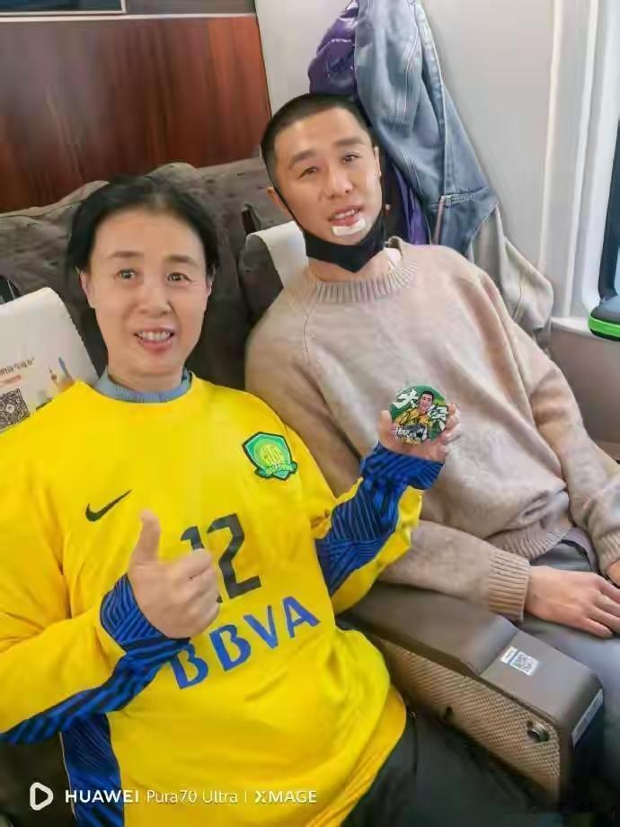 侯森的血性和情怀，就是老国安精神，应该成为国安队的根和魂。昨天北京国安3：0