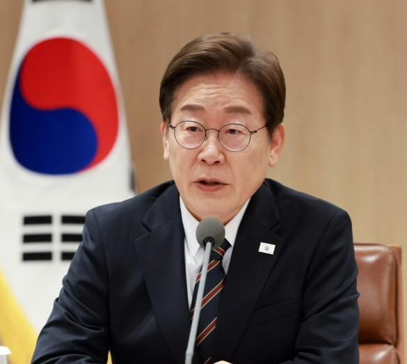 太懂事儿了！6月10日，韩国媒体在报道中称，韩国首尔高等法院已经宣布，涉及现任总