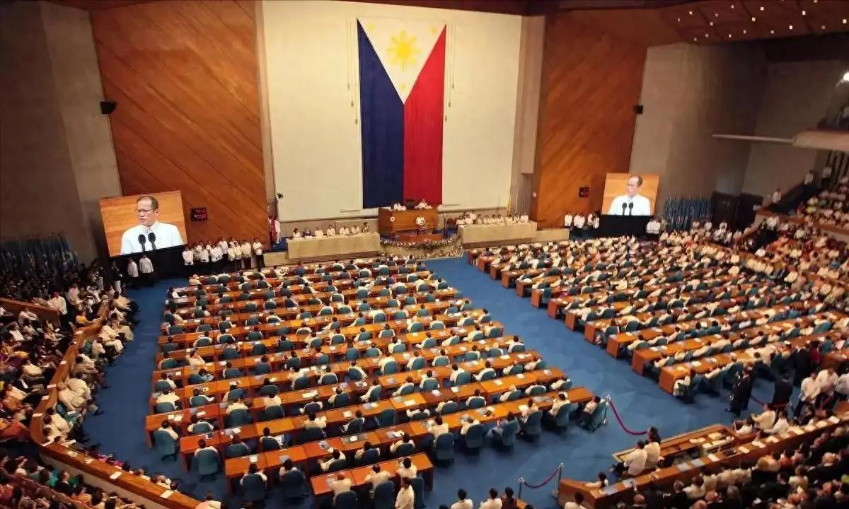 就在上周，菲律宾参议院弹劾法庭投了一张“不太起眼”的票：13票赞成，1票反对，另