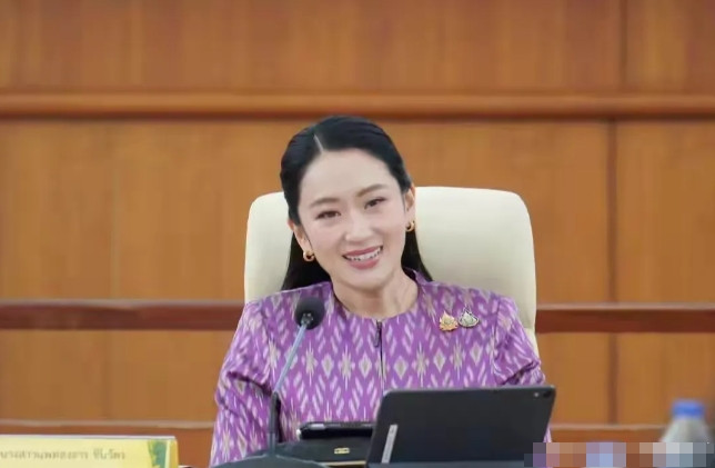 佩通坦7月1日被宪法法院暂停总理职务，本以为她要“凉凉”，没想到剧情反转。7