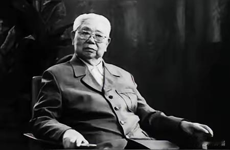 铁血家风映初心1982年，陈锡联上将的二儿子不幸牺牲，那时的陈锡联已经年近