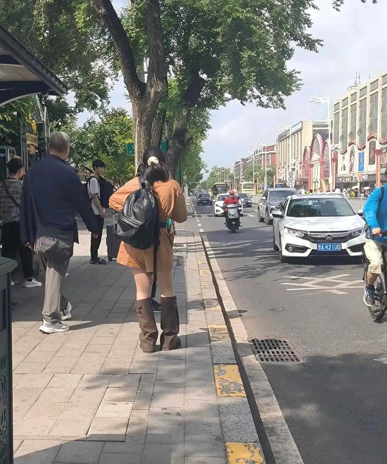 这样穿不热吗