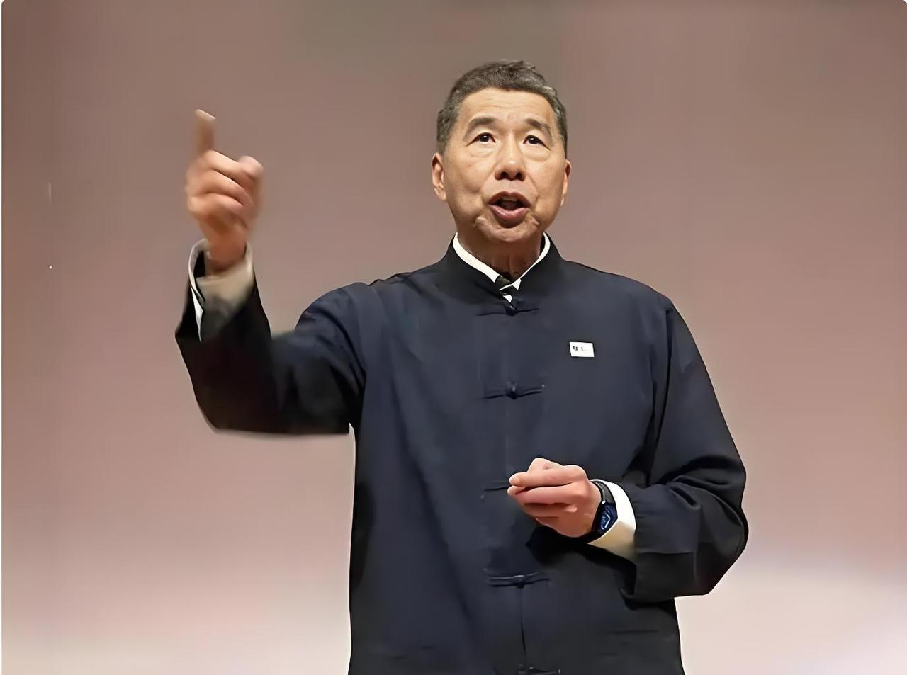 郝龙斌不辩论，张亚中捡到枪，顺便把郑丽文、罗智强一并扫了一遍！张亚中批评郝龙斌